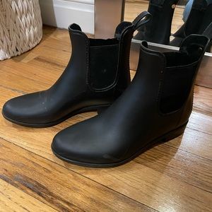 Sam Edelman rain boots